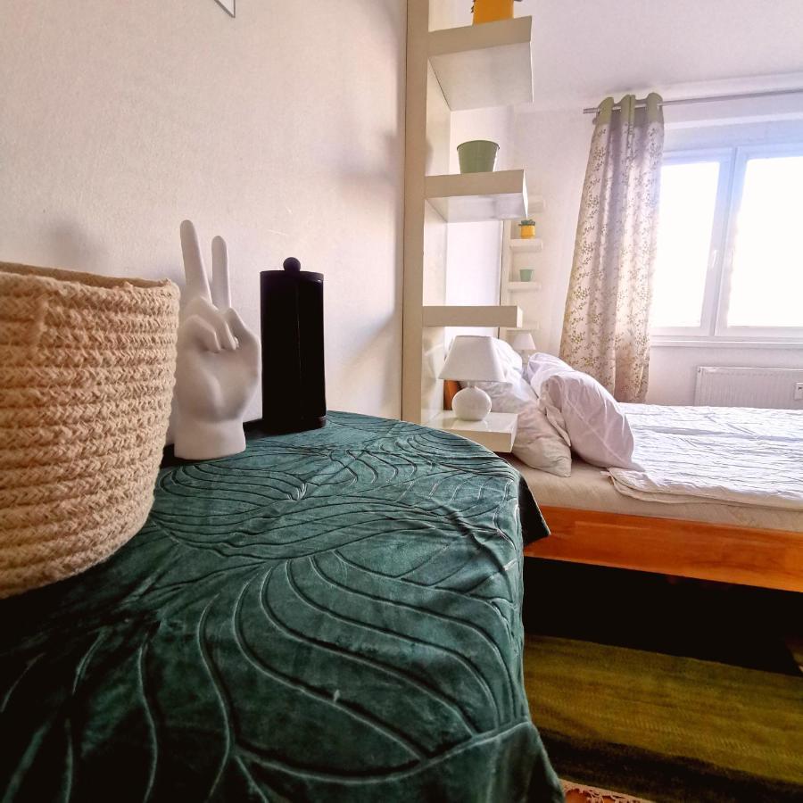 Cozyhome Retro Apartment Bratislava Esterno foto